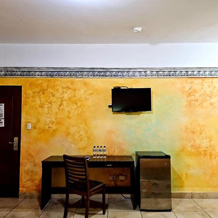 Antigua Inn Hotel Guatemala City Exterior foto